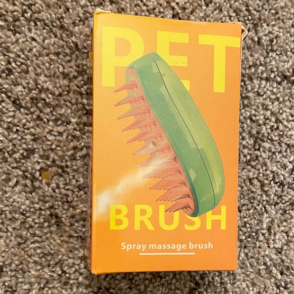 Pet Grooming Massage Brush - Green and Orange - Picture 1 of 4